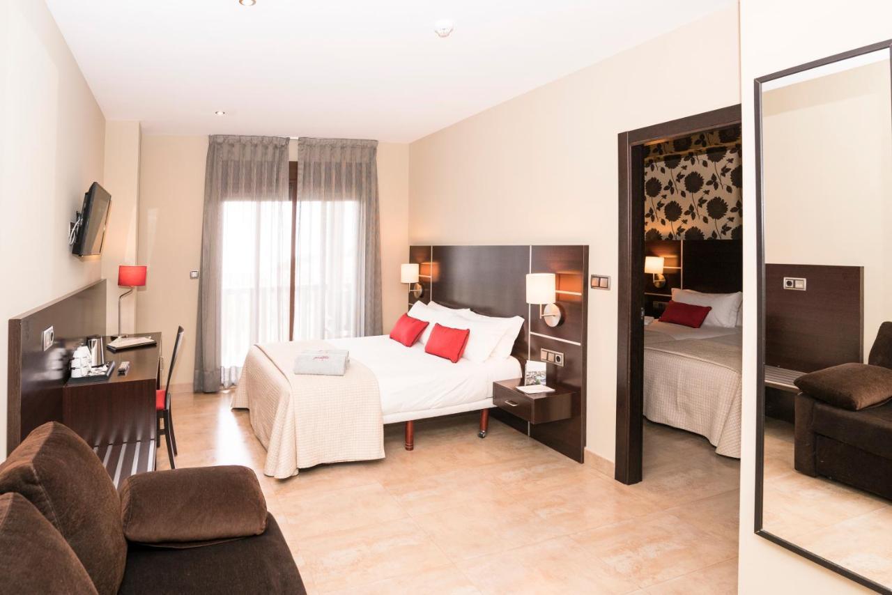 Hotel Piramide 2 Портоново Екстериор снимка
