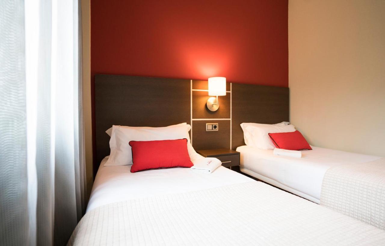 Hotel Piramide 2 Портоново Екстериор снимка